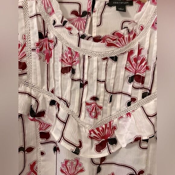 Ann Taylor White Floral Bell Sleeve Ruffle Blouse - Picture 5 of 9